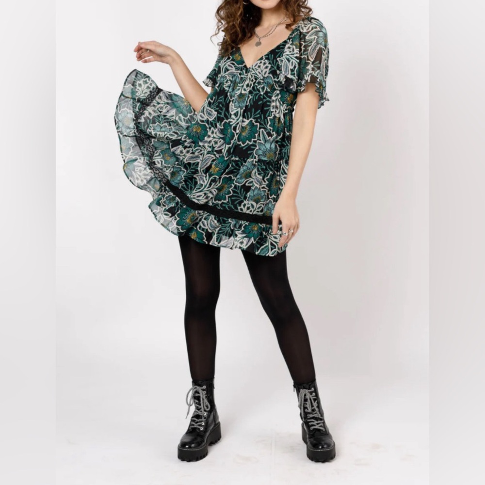 BOG, Band of the Free, MAISIE EMERALD FLORAL MINI DRESS, new with tags, sz M